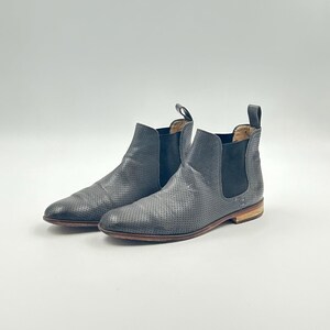 vintage gray leather women ankle boots size 36EU 6US flat sole chelsea pull on booties