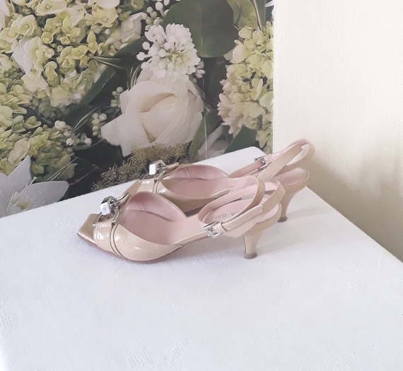 Vintage Beige Leather Kitten Heels - Square Toe Buckle Sandals (EU36/US6)