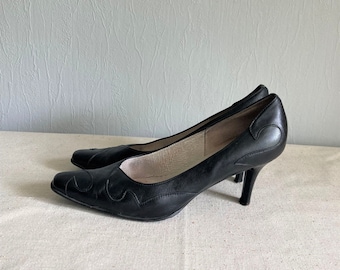 Zapatos vintage de piel negra con tacón de aguja bordado, talla 41