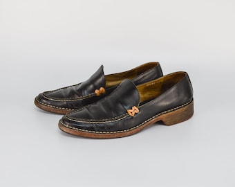 Vintage Sergio Rossi Leather Loafers: Black Slip On Shoes, Made in Italy (EU 37.5)