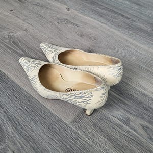 Vintage beige and silver suede leather pumps with low heels / Women Size 38EU 5UK ladies shoes By Peter Kaiser