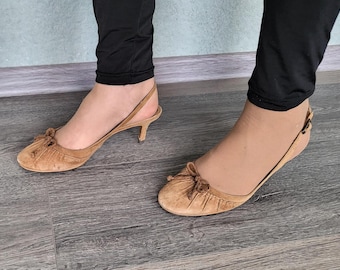 Zapatos vintage de tacón bajo con tiras en la parte posterior de ante marrón - Talla 37 UE