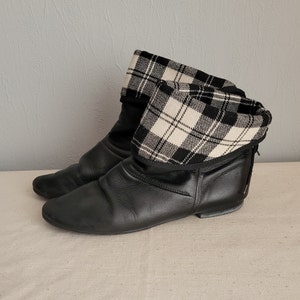 Vintage zwarte leren platte enkellaarzen voor dames met geruite manchetten / maat 39 EU van Tenace / Made in Italy