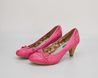 Vintage Hot Pink Leather Bow Pumps - Women's Size 8 / EU 39