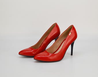 Vintage Reptile Leather Stiletto Pumps - Red Elche Shoes (Size 6US)
