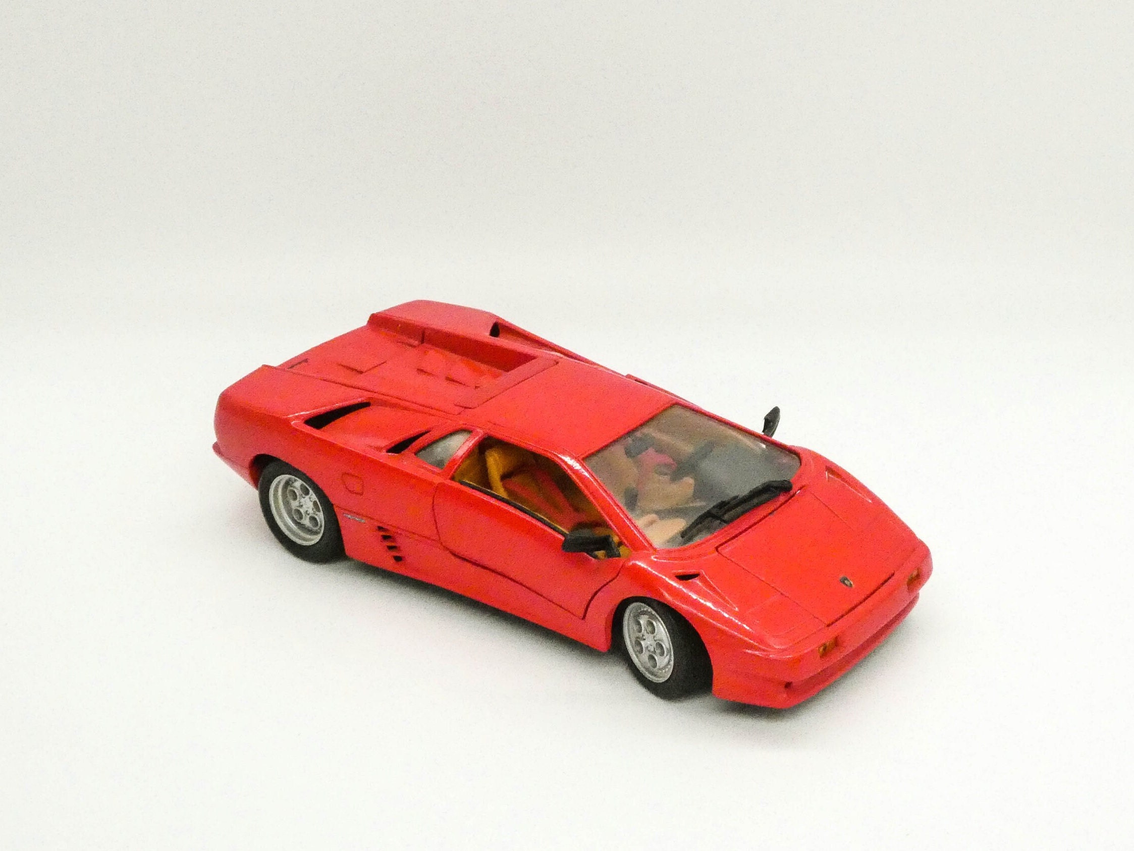 Maisto Special Edition 1/ 18 Scale Lamborghini Diablo (1990
