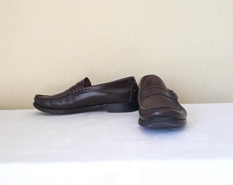 vintage mahogany Leather loafers moccasins  US size 7 1/2 slip on shoes