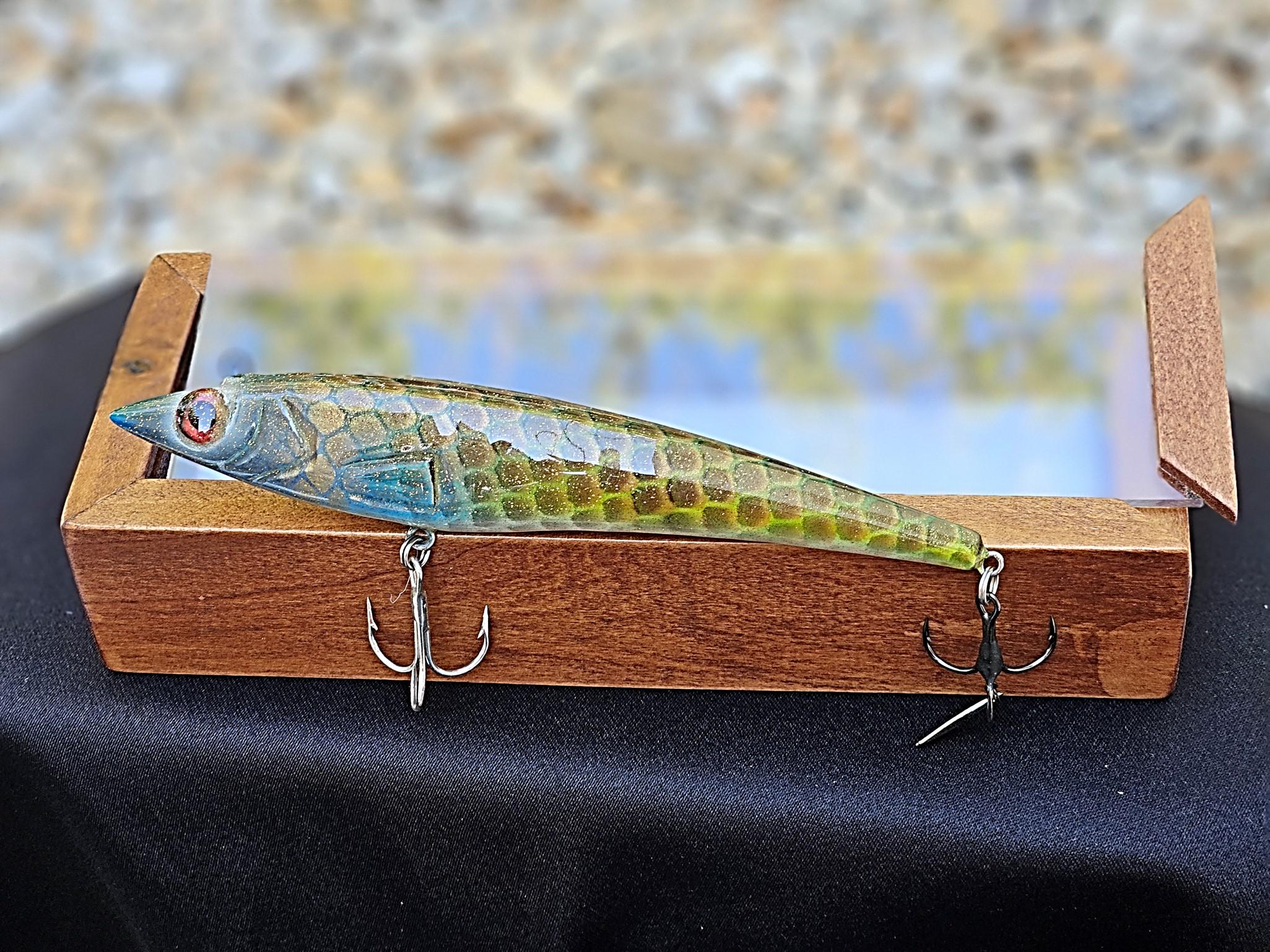 Fishing lure display - Etsy 日本
