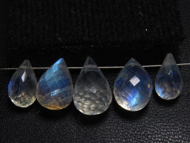 3 pcs Best Quality Rainbow Moonstone Blue Fire Cabochon Tear Drops Size 9-10 mm