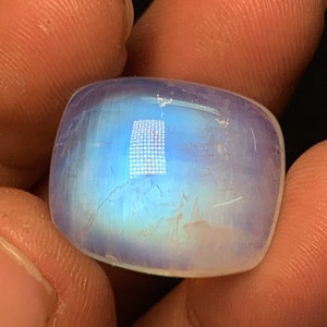 Hochwertiger natürlicher Regenbogen Mondstein, blaues Feuer, lange Kissenform, glatter polnischer Cabochon Mondstein, 16x20 MM, 27.50 Ct, Juni Birthstone.