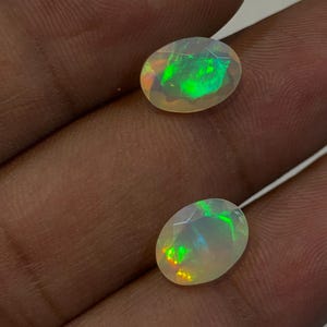 Faceted Ethiopian Opal Gemstone: Multi-Flash Oval Stone, 8x10mm, 2.55 Crt