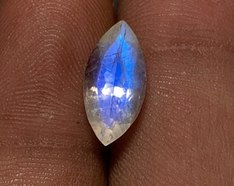 6A Kwaliteit Regenboog Maansteen, Marquise Vorm Blue Fire Maansteen, Facet Geslepen Handgemaakte Gepolijste Edelsteen Voor Sieraden, 7x14 MM Hoogte 6 MM.