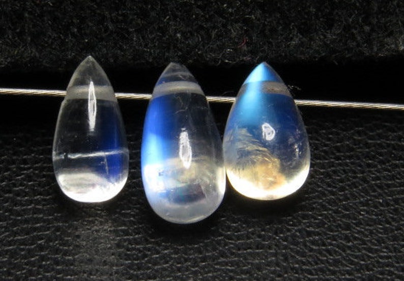 3 pcs Best Quality Rainbow Moonstone Blue Fire Cabochon Tear Drops Size 9-10 mm