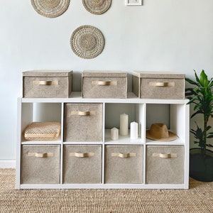 Set of three square baskets with lids image 1