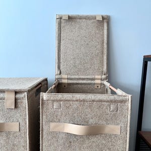 Custom high bin with flapable lid