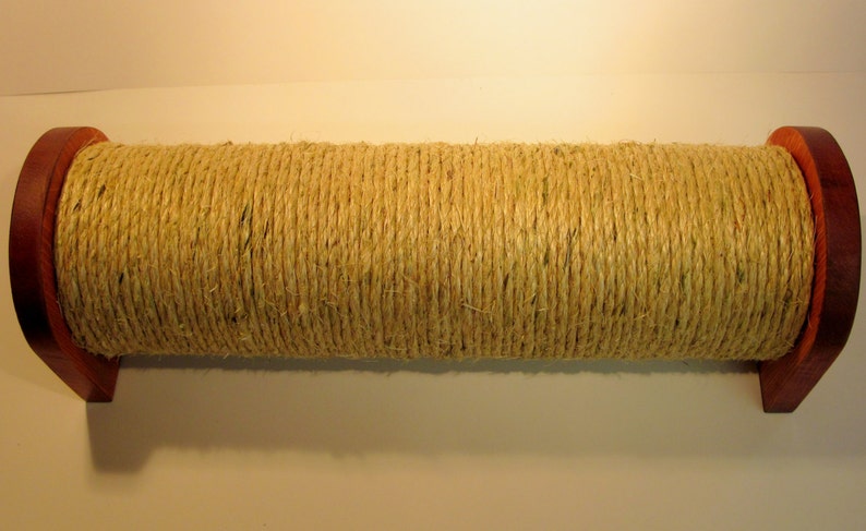 sisal rope cat scratching post