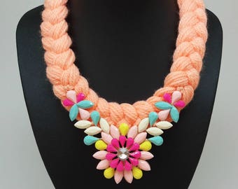 Coral Pink Colorful Flower bib statement chunky charm necklace collar jewelry neckpiece, Colorful jewelry, Light pink necklace,birthday gift
