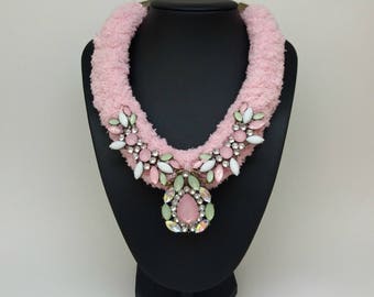 Light pink knitted bib statement necklace, Flower necklace, Charm Jewelry Pendant Chain Crystal Choker Chunky Statement Bib Necklace