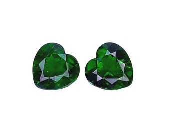 Natural Green Chrome Diopside Gemstone : 2.60 Cts  Heart Shape  - For Earring