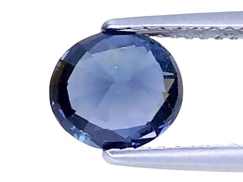 Pierre Précieuse Spinelle Naturelle - Forme Ovale Facettée 12.1x8.8mm - 3.92 Carats - Birmanie - Neuf Avec Certificat (IGLI)