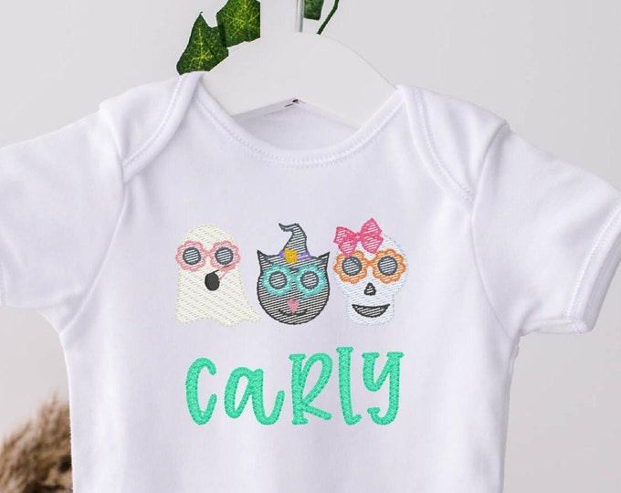 Personalized Halloween Baby Bodysuit – Spooky & Sweet!