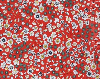 Poppy Floral Frou Frou Fabric - 25 cm