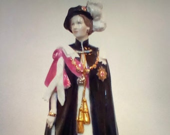 Vintage RARE Royal Worcester - The Queens Golden Jubilee - Her Majesty Queen Elizabeth II  'The Order of the Garter'