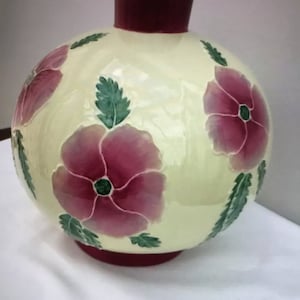 Kevin Francis Hibiscus Vase - limited edition no 85