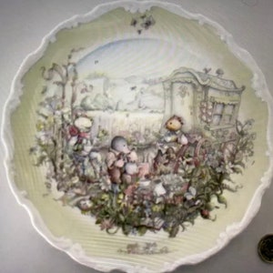 Vintage Royal Doulton The Wind in the Willows - The Open Road
