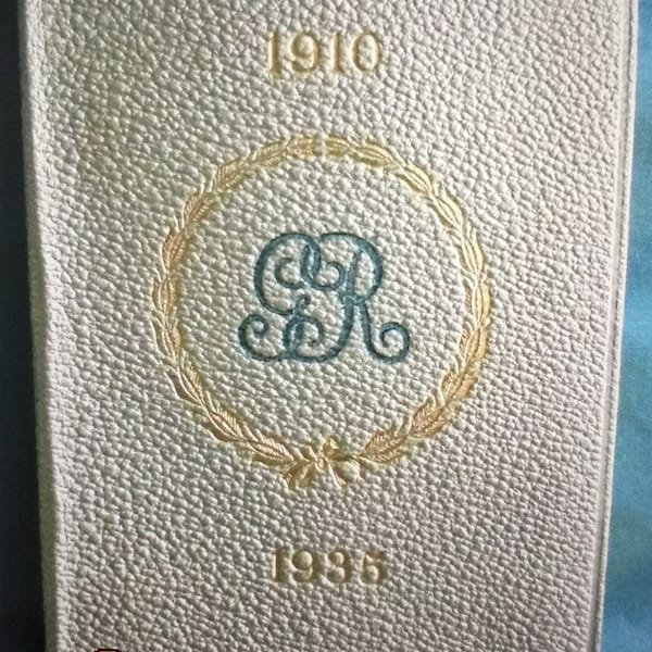 Vintage King George V Silver Jubilee (1910 - 1935) New Testament and Psalms- 1935