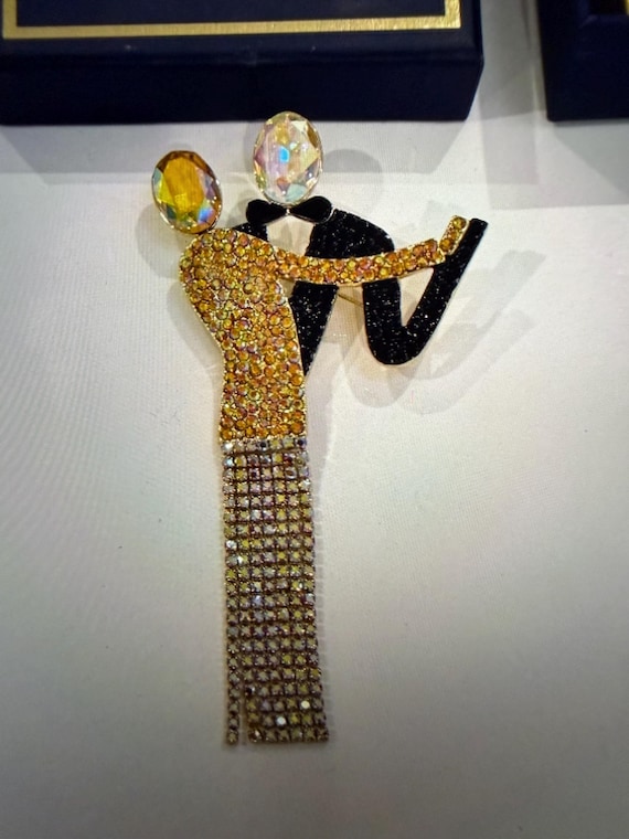 Butler & Wilson Limited Edition Dancing Couple 50 Golden Years Large Brooch - Mint Condition