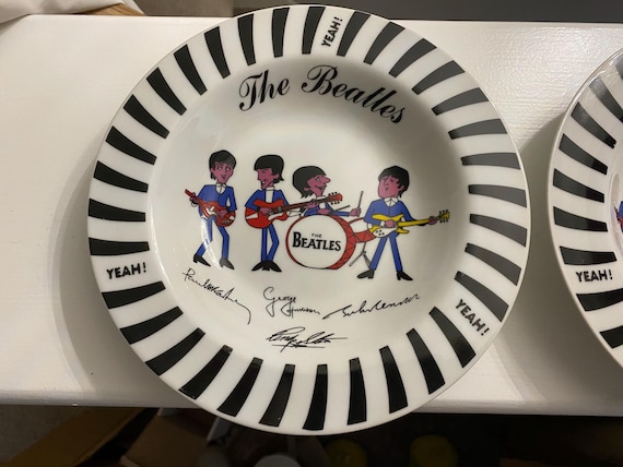 Vintage The Beatles Porcelain Signature Pair of Large Dishes/Bowls - All Four Characters and Signatures Decoration/Design - by Arthur Wood