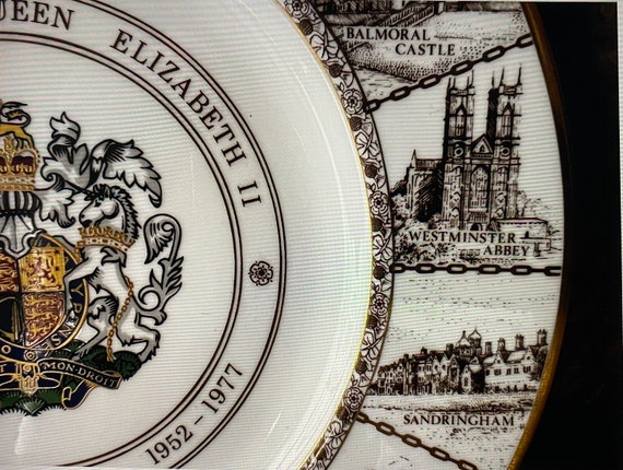 Coalport エリザベス女王シルバージュビリープレート