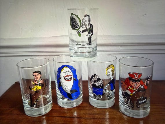 Vintage The Cummings Election Collection 70s Politics Ravenhead Glass set of 5