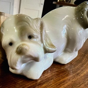 Vintage Nao By Lladro Spaniel Puppy Tail Up Figure - Mint Condition