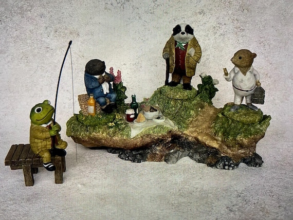 RARE Border Fine Arts ‘The Wind In The Willows’ Set ‘The River Bank Picnic’ - 2002