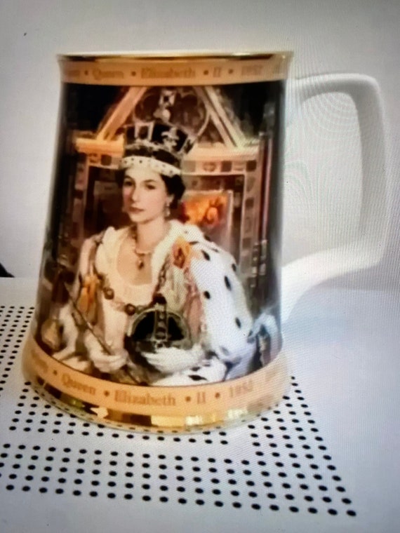 Vintage Royal Doulton Classics Tankard to commemorate the Golden Jubilee of Queen Elizabeth II - published 2001
