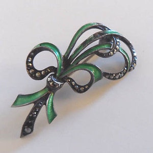 Vintage Art Deco Silver and Marcasite Brooch