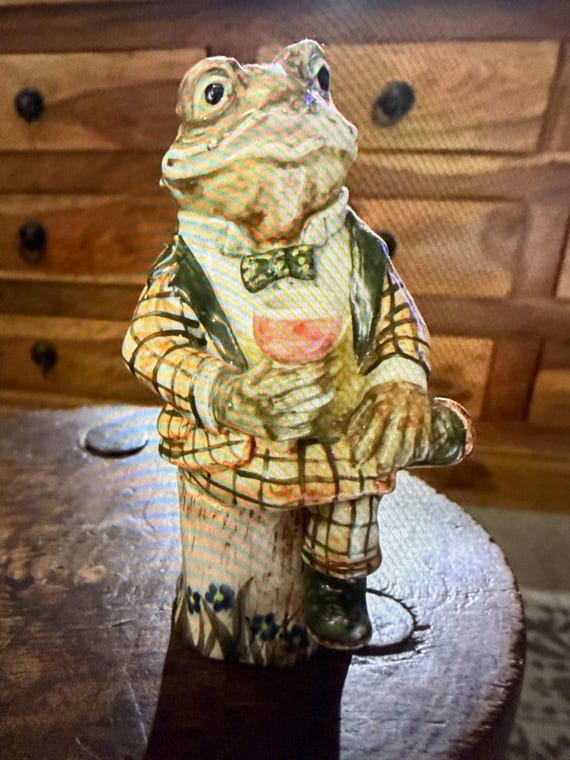 RARE Cinque Ports Pottery - Wind in the Willows - Mr Toad Figure - Rye Pottery - Signed - 1999