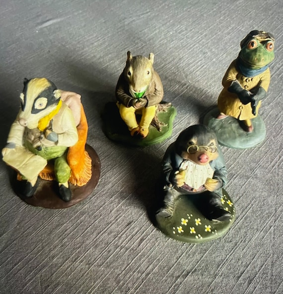 Coalport Crown Staffordshire Set of 4 Wind in the Willows Characters - Great Condition