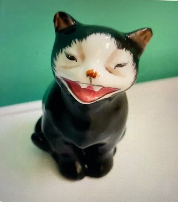 ヴィンテージ ロイヤルドルトン ラッキー 座った猫の置物 Ooloo ヴィンテージ ロイヤルドルトン ラッキー 座った猫の置物 Ooloo