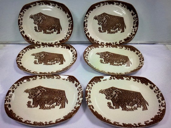 Vintage English Ironstone Beefeater Brown Fergus the Bull Steak Plates x6
