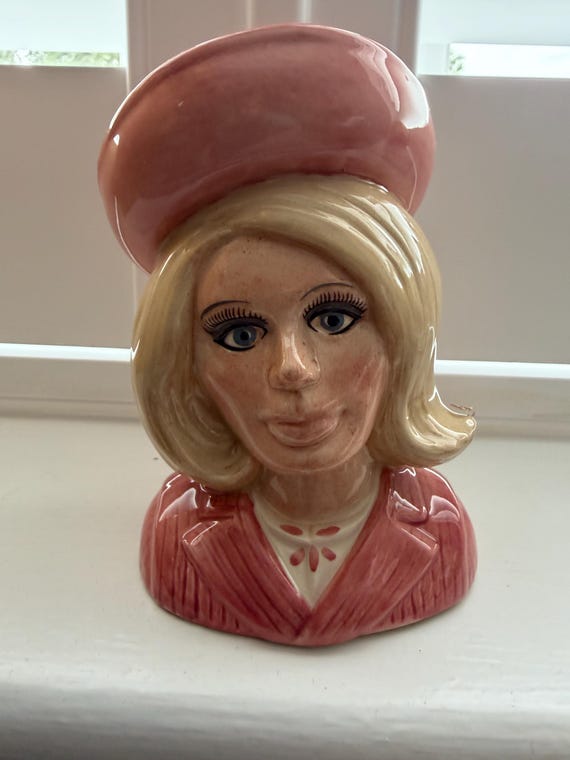 RARE Vintage Beswick Lady Penelope - Thunderbirds - Limited Edition 455 of 2500 - 1992