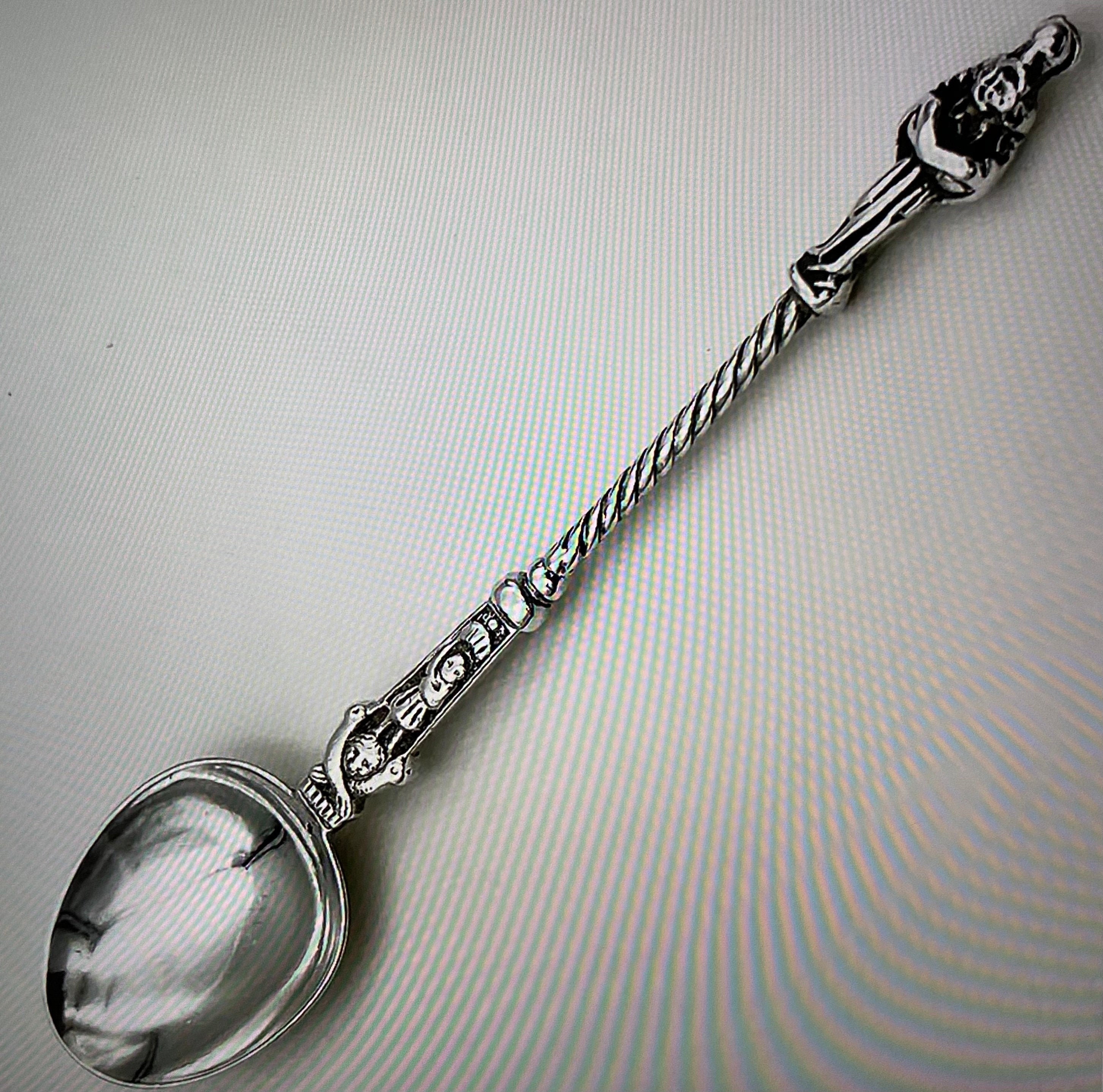 Vintage Dutch Solid Silver Apostle Coffee Spoon 1945 H Hooykaas