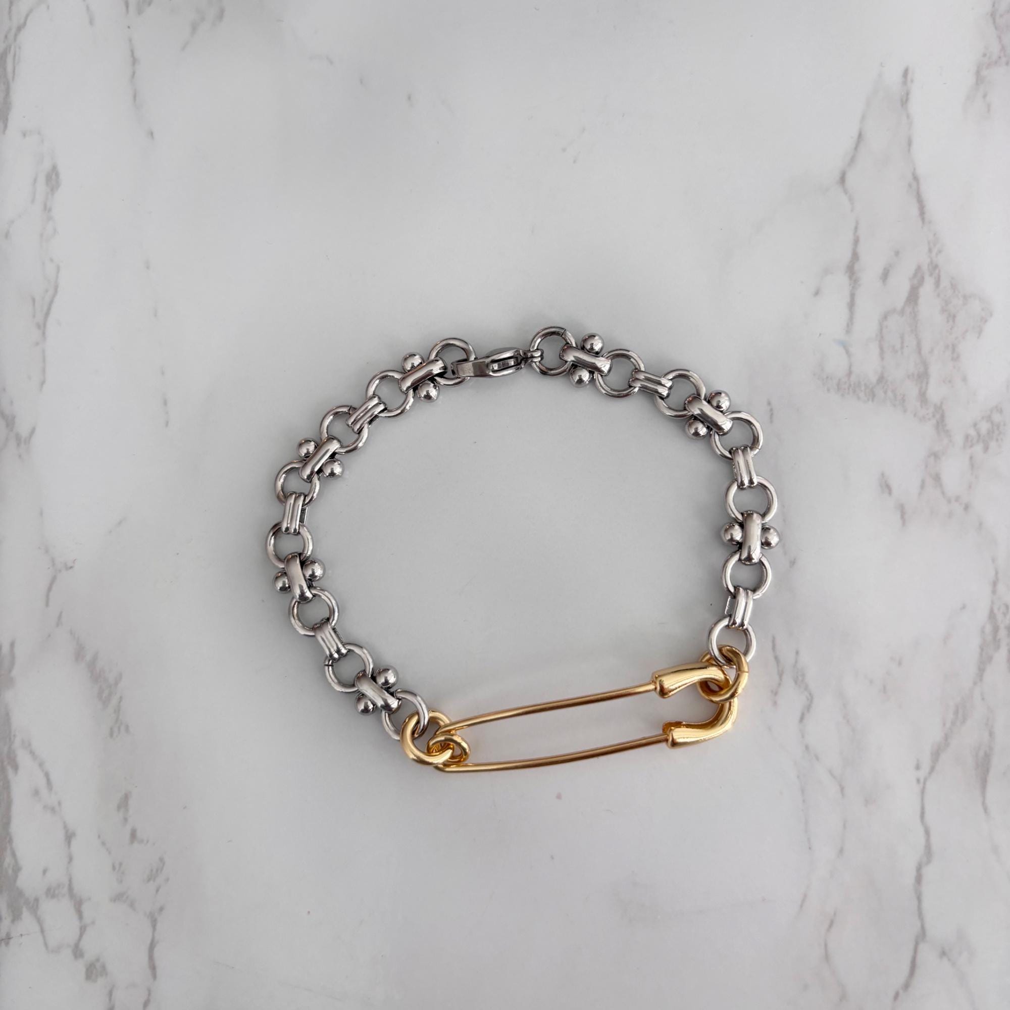 Bracelet safety chain 18k yellow gold - Etsy 日本