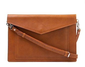 Leather Bag for MacBook with pocket for iPad made of Italian full-grain vegetable-tanned leather with strap and zipper pocket