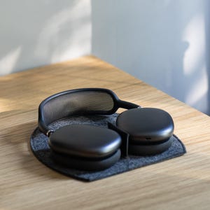 Base de reposo para AirPods Max 2: Activación magnética, cuero y fieltro de lana merino (2.0)