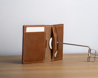 Wallet for AirTag: Hidden Pocket & Security Torx Screw, Italian Full-Grain Leather (Minimalist 5.0)