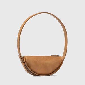 Handgefertigte Leder-Crescent | Halbmond-Umhängetaschen | Premium-Leder, Einzigartiges Design, Geräumiges Inneres