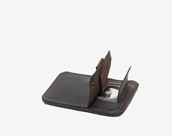 Leather Cardholder for AirTag, Chocolate Brown Minimalist Wallet for 7 Cards